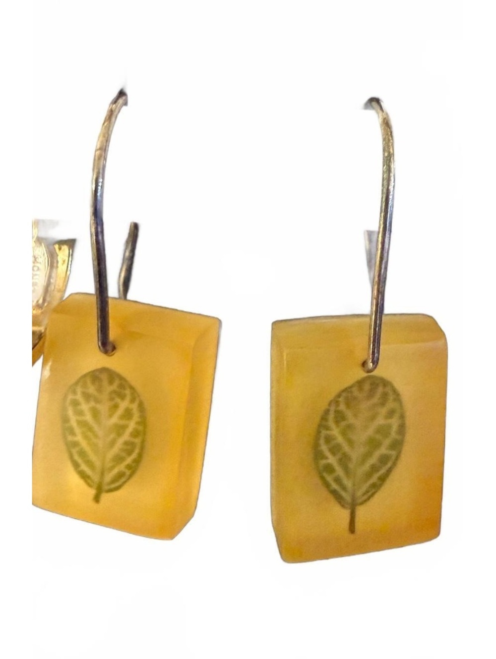 Yellow square leaf dangle earrings